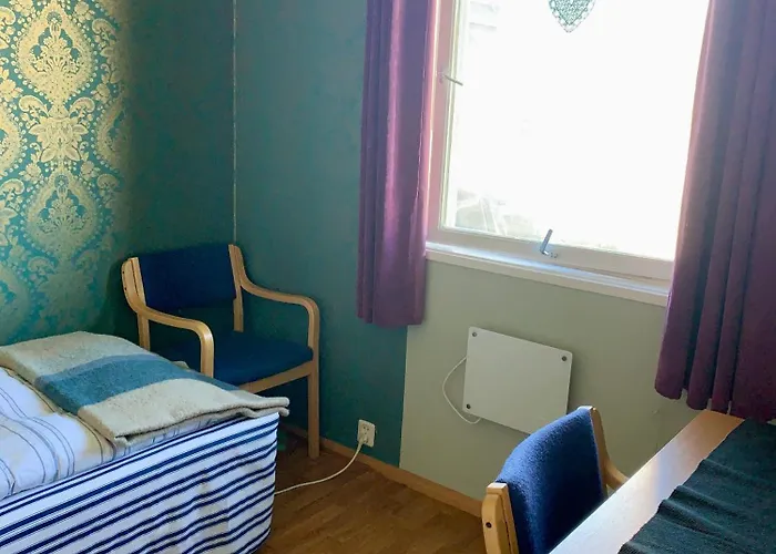 Budget On The Way To Lofoten * Harstad